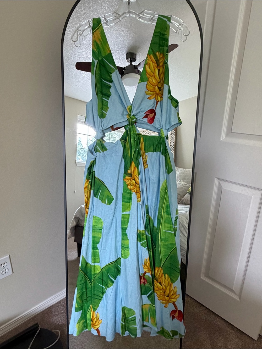FARM Rio Blue Maxi Dress with Green Leaf and Yellow Floral Print - Picture 3 of 6